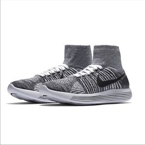 EUC Women’s Nike LunarEpic FlyKnit Oreo Sneakers 9
